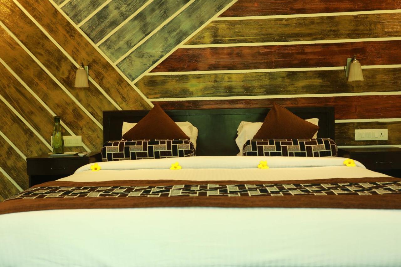 Lara Lake View Resort Thiruvananthapuram Extérieur photo